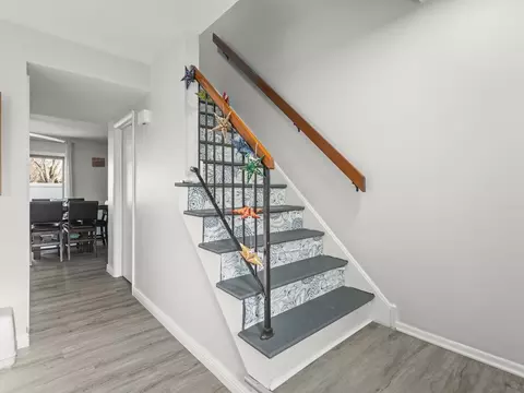 Entry Way - 1086 Cascade Dr, Aurora, IL 60506 photo 1 of 2