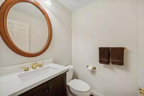 Bath - 2710 Langley Cir, Glenview, IL 60025 photo 1 of 3