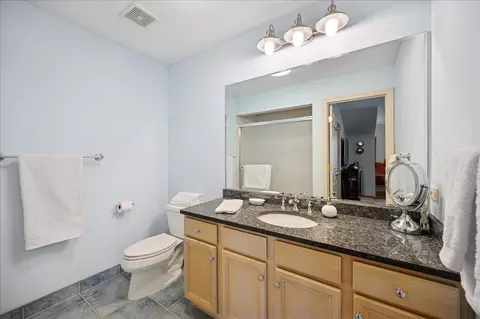 Bath - 2710 Langley Cir, Glenview, IL 60025 photo 3 of 3