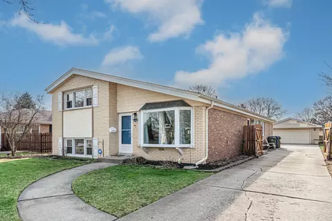 10632 Lawler Ave, Oak Lawn, IL 60453