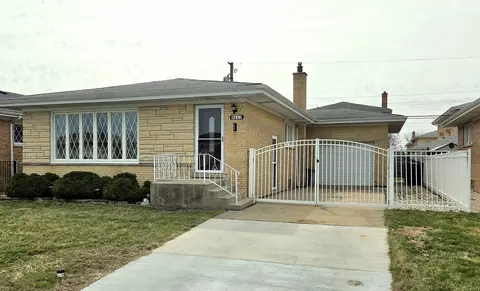 8517 W Carmen Ave, Chicago, IL 60656