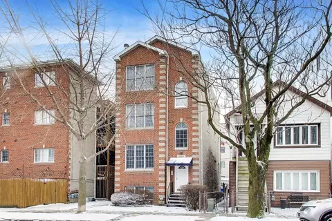 1359 W Hubbard St #1, Chicago, IL 60642