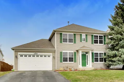 2775 Liberty Lakes Blvd, Wauconda, IL 60084