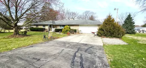 111 Olympia St, Joliet, IL 60435