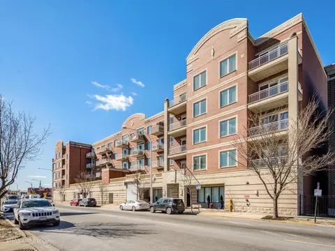 3630 N Harlem Ave #212, Chicago, IL 60634