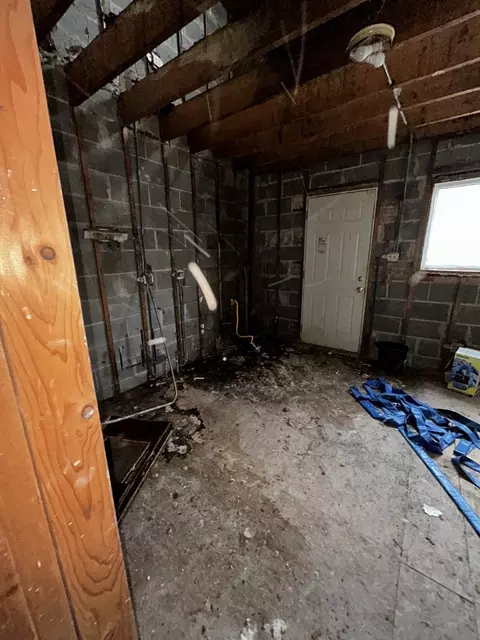 1142 E 81st St #C, Chicago, IL 60619 photo 7