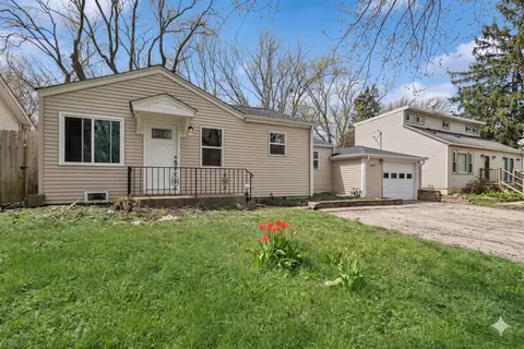 36912 N Lawrence Dr, Lake Villa, IL 60046