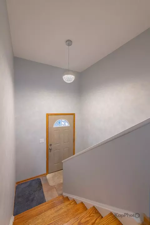 Entry Way - 3548 S Artesian Ave, Chicago, IL 60632 photo 4 of 4