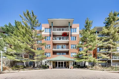 3940 W Bryn Mawr Ave #501, Chicago, IL 60659