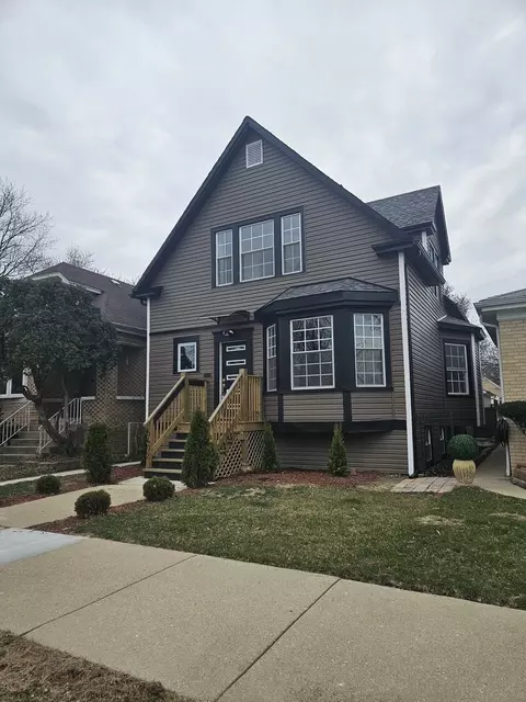 Exterior - 5402 N Mobile Ave, Chicago, IL 60630 photo 1 of 3