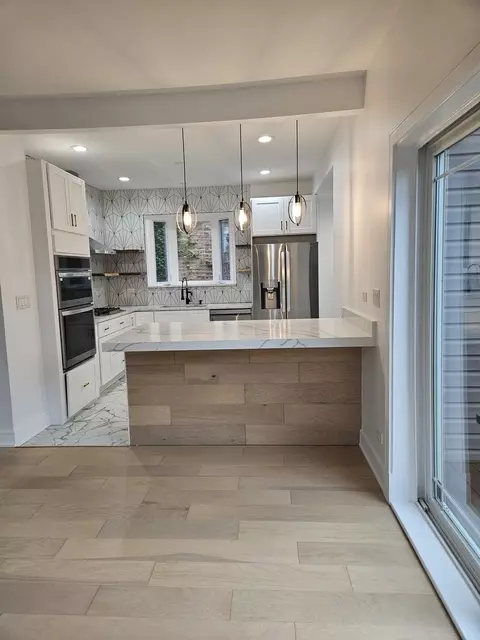 Kitchen - 5402 N Mobile Ave, Chicago, IL 60630 photo 1 of 2