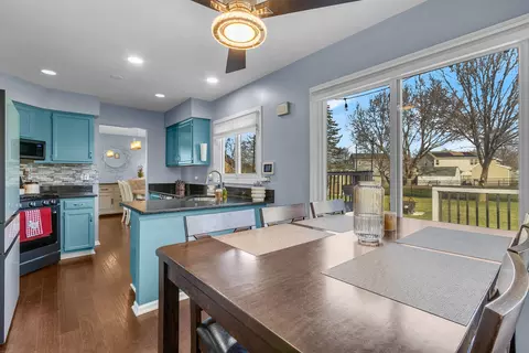 Kitchen - 1475 Misthaven Ln, Elgin, IL 60123 photo 4 of 4