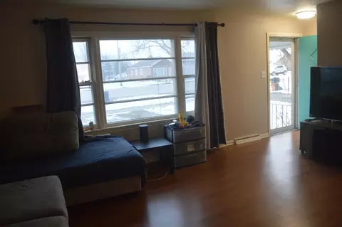 Living - 5145 State Rd, Burbank, IL 60459 photo 2 of 2
