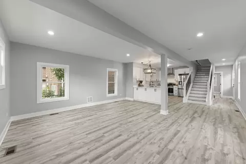 Living - 7600 W 60th St, Summit, IL 60501 photo 1 of 3