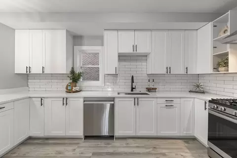 Kitchen - 7600 W 60th St, Summit, IL 60501 photo 2 of 2