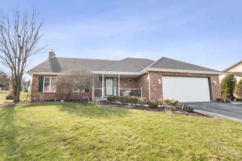 5345 Forest Trl, Oak Forest, IL 60452