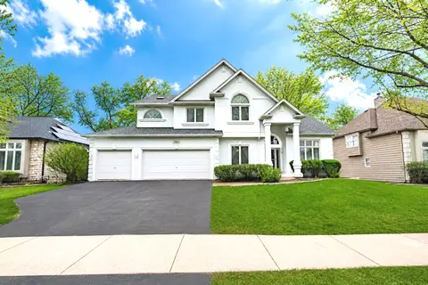 2805 Clara Ave, Aurora, IL 60502