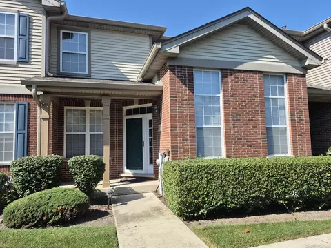 6571 Pine Lake Dr #6571, Tinley Park, IL 60477