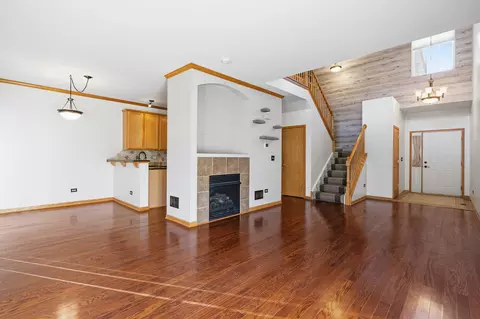 Living - 17656 S Gilbert Dr, Lockport, IL 60441 photo 4 of 7