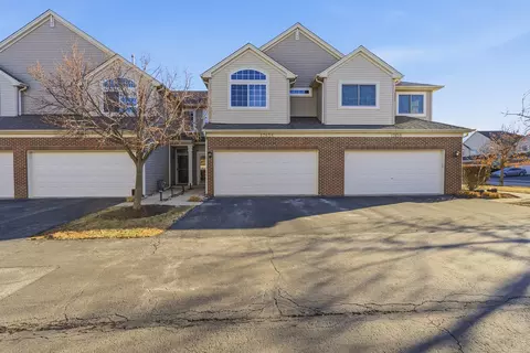 Exterior - 17656 S Gilbert Dr, Lockport, IL 60441 photo 5 of 10
