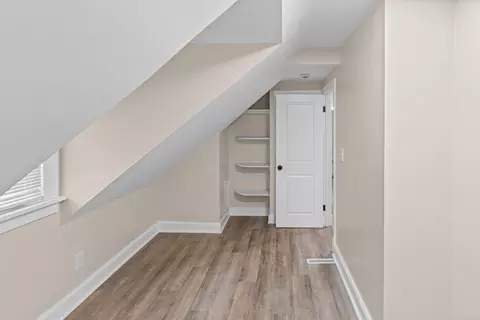 Entry Way - 418 Cedar St, Centralia, IL 62801 photo 10 of 10