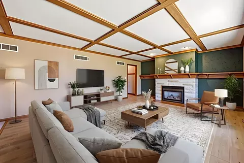 Living - 2594 E 1069th Rd, Ottawa, IL 61350 photo 1 of 8