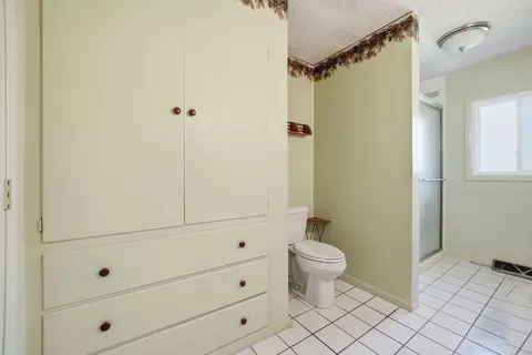 Bath - 2594 E 1069th Rd, Ottawa, IL 61350 photo 5 of 5