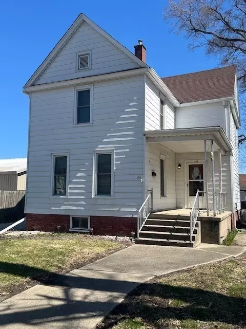 110 N Park St, Kewanee, IL 61443
