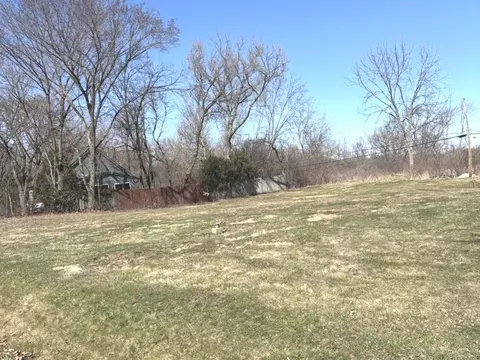 lot7 W Plum St, Mchenry, IL 60050