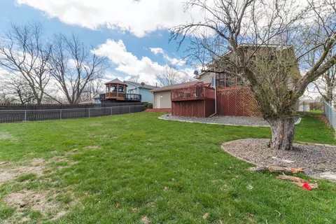 Exterior - 1305 Nicki Dr, Bloomington, IL 61704 photo 12 of 13