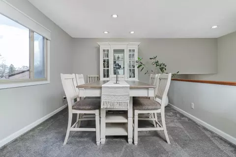 Dining - 1305 Nicki Dr, Bloomington, IL 61704 photo 2 of 3