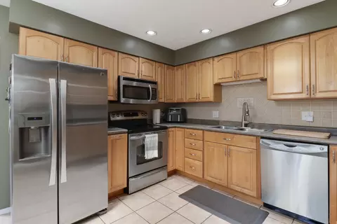 Kitchen - 1305 Nicki Dr, Bloomington, IL 61704 photo 3 of 4