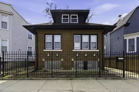 4833 W Potomac Ave, Chicago, IL 60651