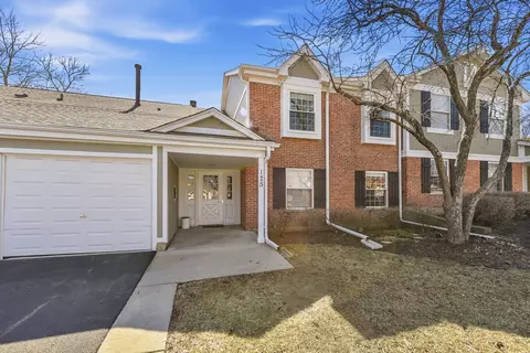 125 Cleveland Ct #M2, Schaumburg, IL 60193