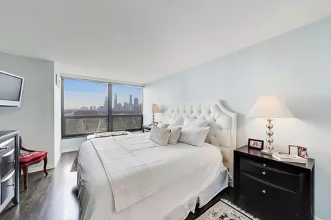 Bedroom - 360 E Randolph St #702, Chicago, IL 60601 photo 1 of 3