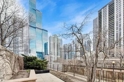 Exterior - 360 E Randolph St #702, Chicago, IL 60601 photo 7 of 9