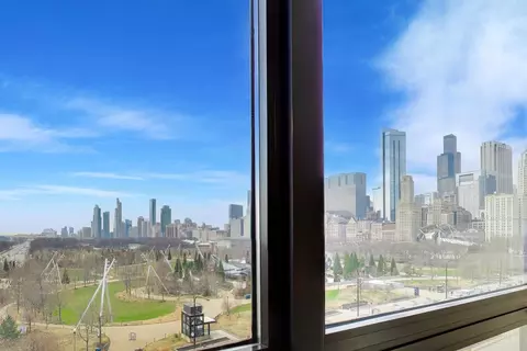 View/Area - 360 E Randolph St #702, Chicago, IL 60601 photo 2 of 5