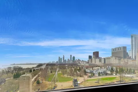 View/Area - 360 E Randolph St #702, Chicago, IL 60601 photo 3 of 5