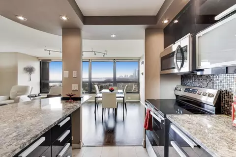 Kitchen - 360 E Randolph St #702, Chicago, IL 60601 photo 1 of 3