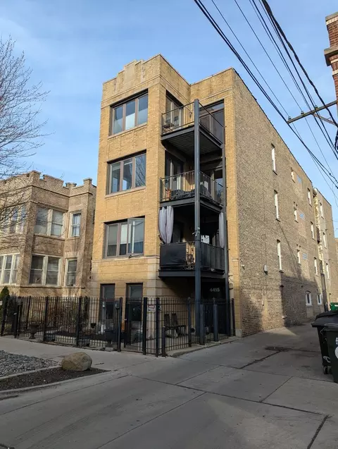 4415 N Troy St #3, Chicago, IL 60625