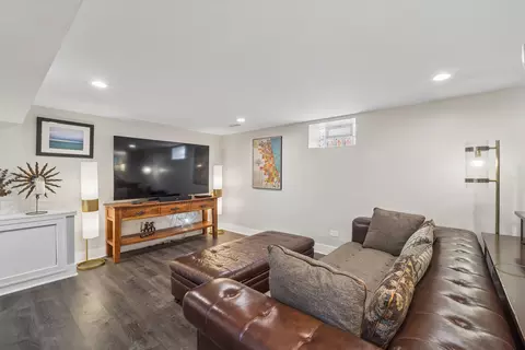 Other - 933 Mcdaniel Ave, Evanston, IL 60202 photo 3 of 6