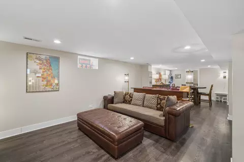 Other - 933 Mcdaniel Ave, Evanston, IL 60202 photo 2 of 6