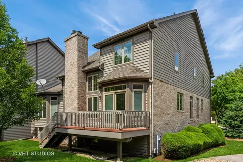 Exterior - 1803 Rizzi Ln, Bartlett, IL 60103 photo 3 of 6
