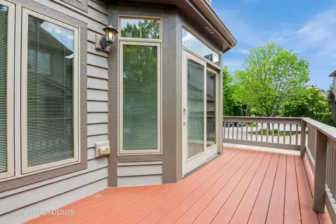 Exterior - 1803 Rizzi Ln, Bartlett, IL 60103 photo 4 of 6