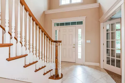 Entry Way - 1803 Rizzi Ln, Bartlett, IL 60103 photo 1 of 3