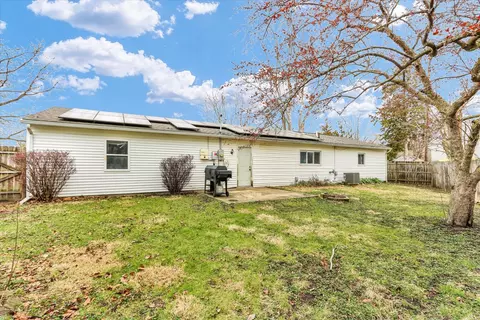 Exterior - 2705 Willowpark Dr, Champaign, IL 61821 photo 7 of 7