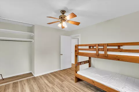 Bedroom - 2705 Willowpark Dr, Champaign, IL 61821 photo 4 of 6