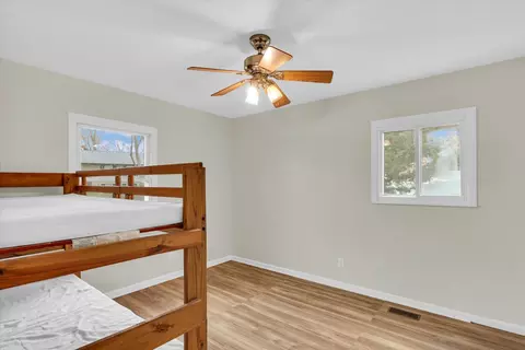 Bedroom - 2705 Willowpark Dr, Champaign, IL 61821 photo 2 of 6