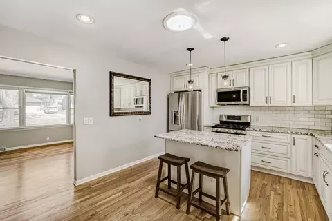 Kitchen - 3 Sunset Ln, Algonquin, IL 60102 photo 2 of 3
