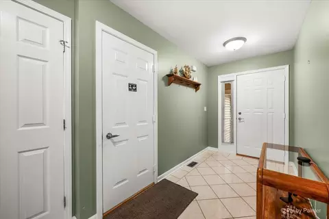 Entry Way - 23138 Judith Ct, Plainfield, IL 60586 photo 2 of 2